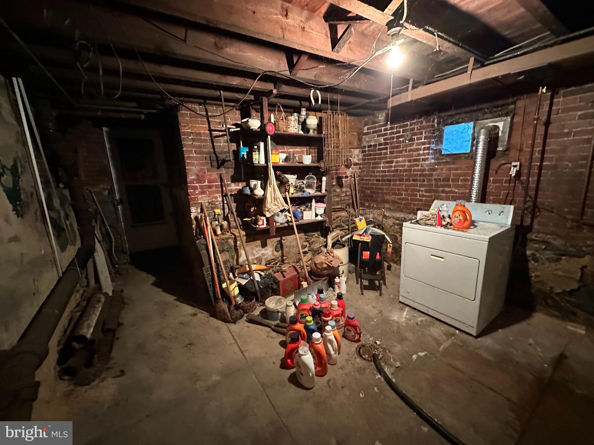 100 South 6th Avenue Reading, PA 19611 - Photo 14 of 19