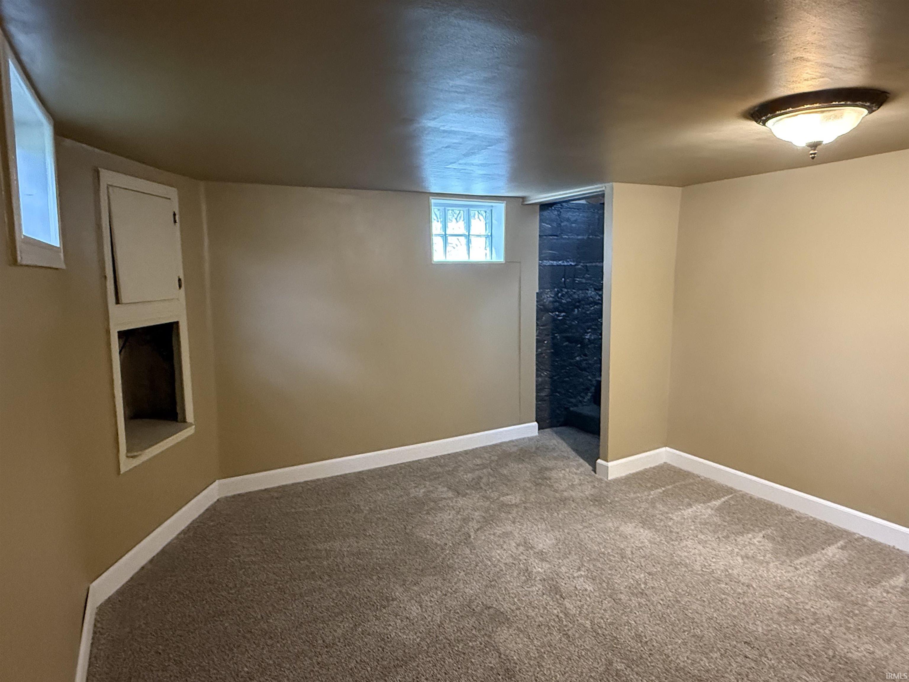 210 North Riverside Boulevard Goshen, IN 46526 - Photo 18 of 20 Gallery Image 18