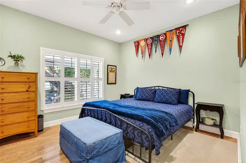 a view of utility room with washer and dryer