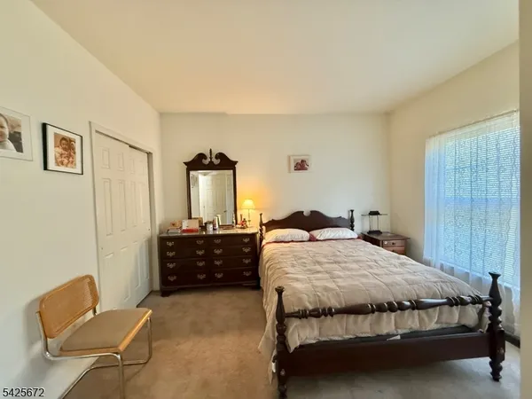 $849,900 | 4 Scaletti Court, Somerset, NJ 08873