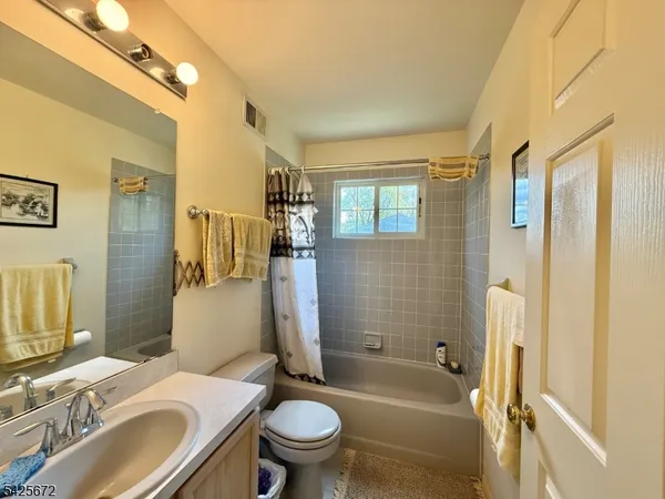 $849,900 | 4 Scaletti Court, Somerset, NJ 08873