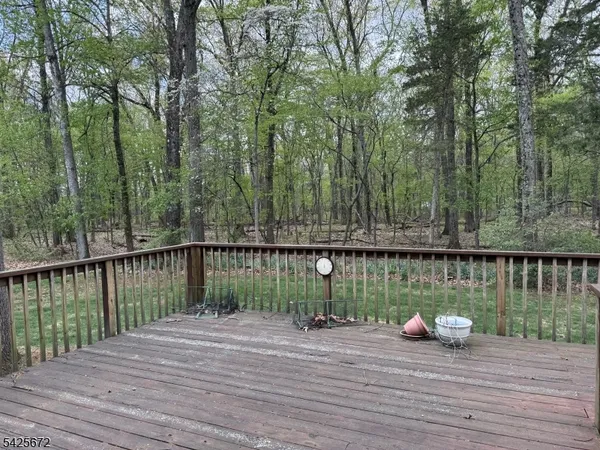 $849,900 | 4 Scaletti Court, Somerset, NJ 08873