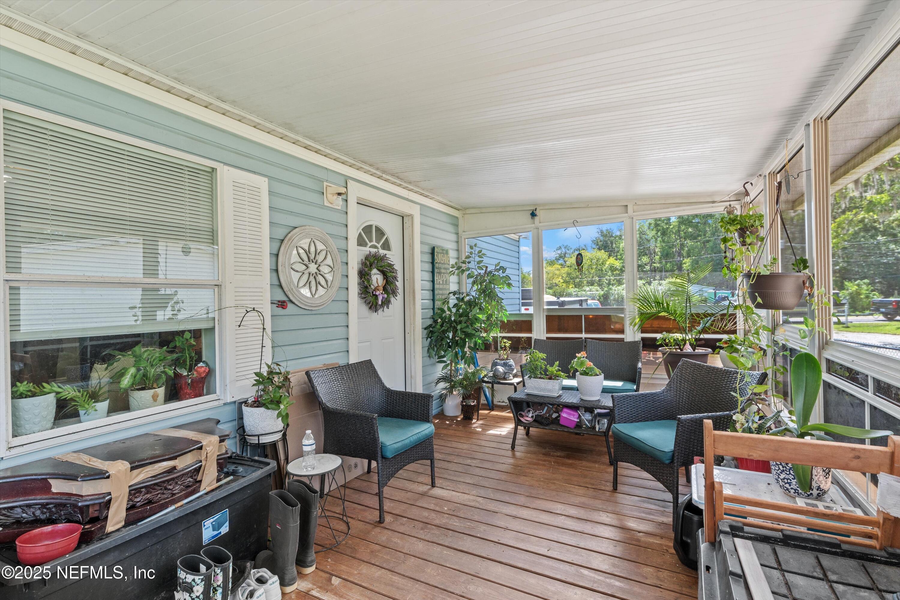140 Edgewater Road Satsuma, FL 32189 - Photo 12 of 39 12-Screened Porch