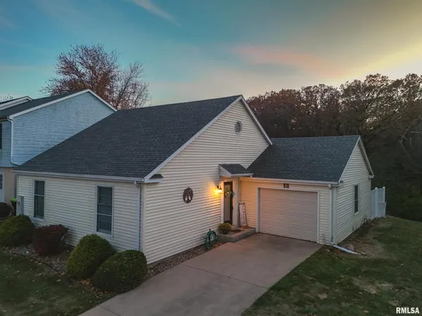 $110,000 | 50 Arlington Drive, Macomb, IL 61455