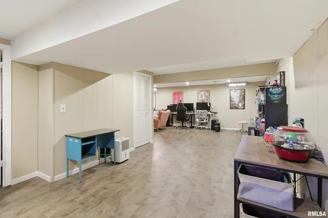 $110,000 | 50 Arlington Drive, Macomb, IL 61455