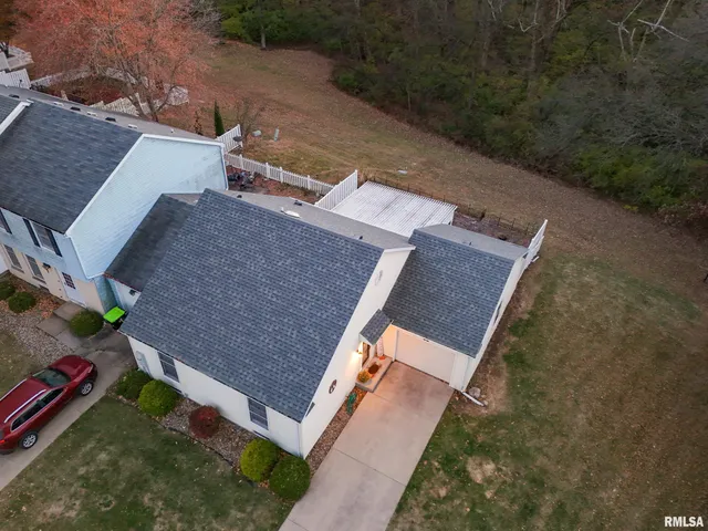 $110,000 | 50 Arlington Drive, Macomb, IL 61455