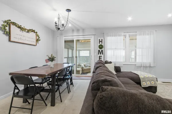 $110,000 | 50 Arlington Drive, Macomb, IL 61455