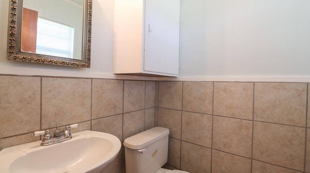 15060 Dedeaux Road Gulfport, MS 39503 - Photo 13 of 21 Dedeaux-24002523