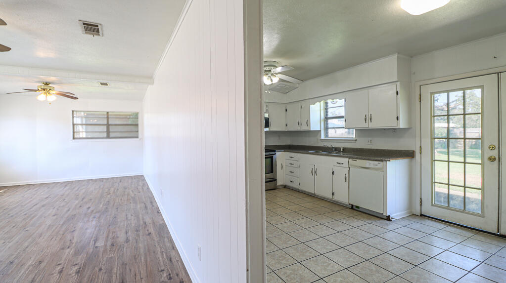 15060 Dedeaux Road Gulfport, MS 39503 - Photo 7 of 21 Dedeaux-24002505