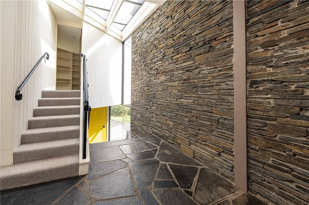 3248 Nancy Creek Road Northwest Atlanta, GA 30327 - Photo 12 of 44 a view of entryway and hall