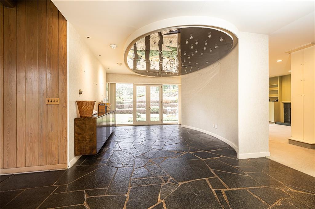 3248 Nancy Creek Road Northwest Atlanta, GA 30327 - Photo 13 of 44 a very nice looking room with a large window