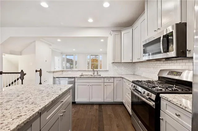 $2,750 | 416 Fairmont Drive, Warrendale, PA 15086