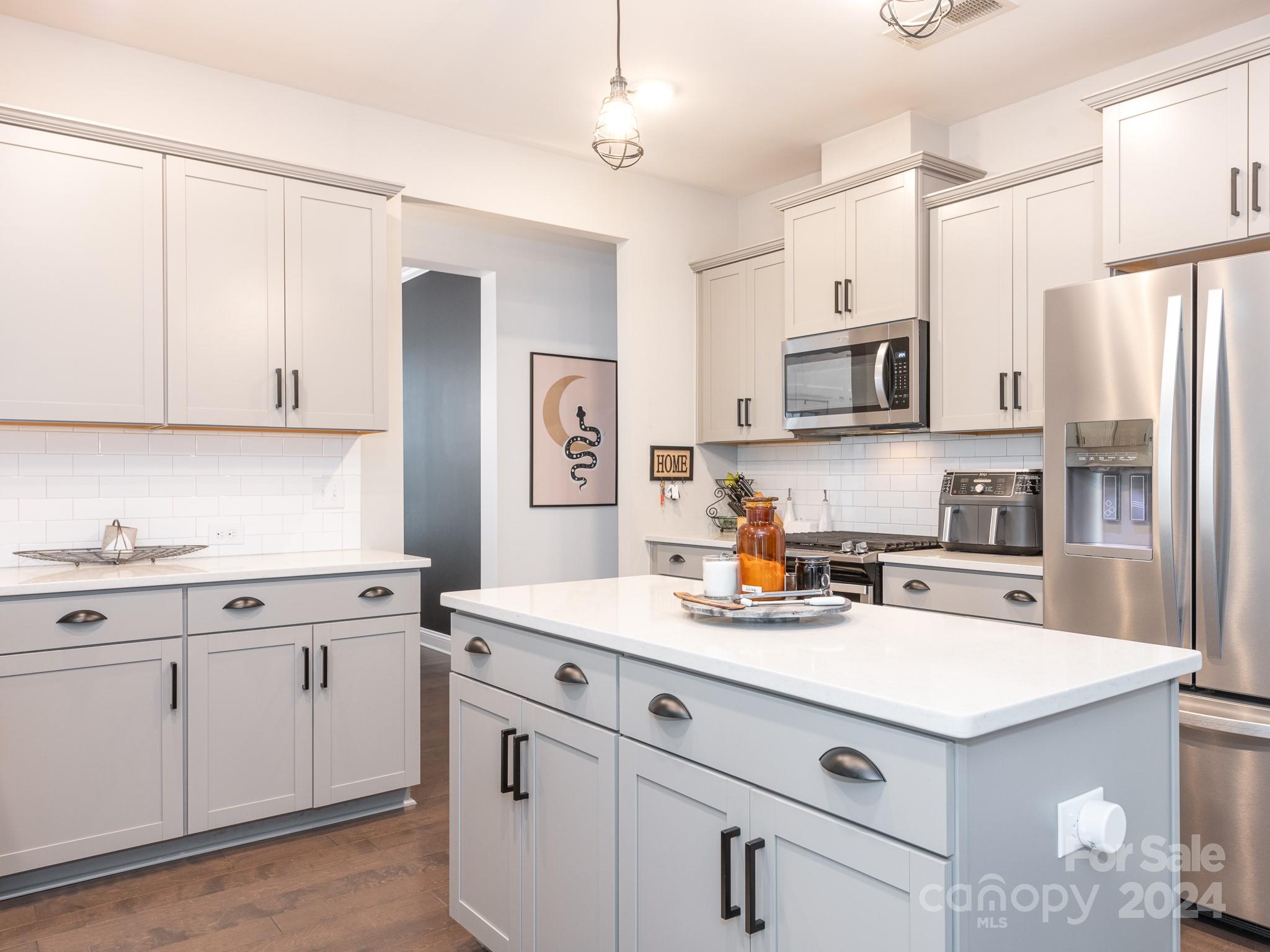 667 Crawfish Drive Fort Mill, SC 29708 - Photo 3 of 46 Gallery Image 3