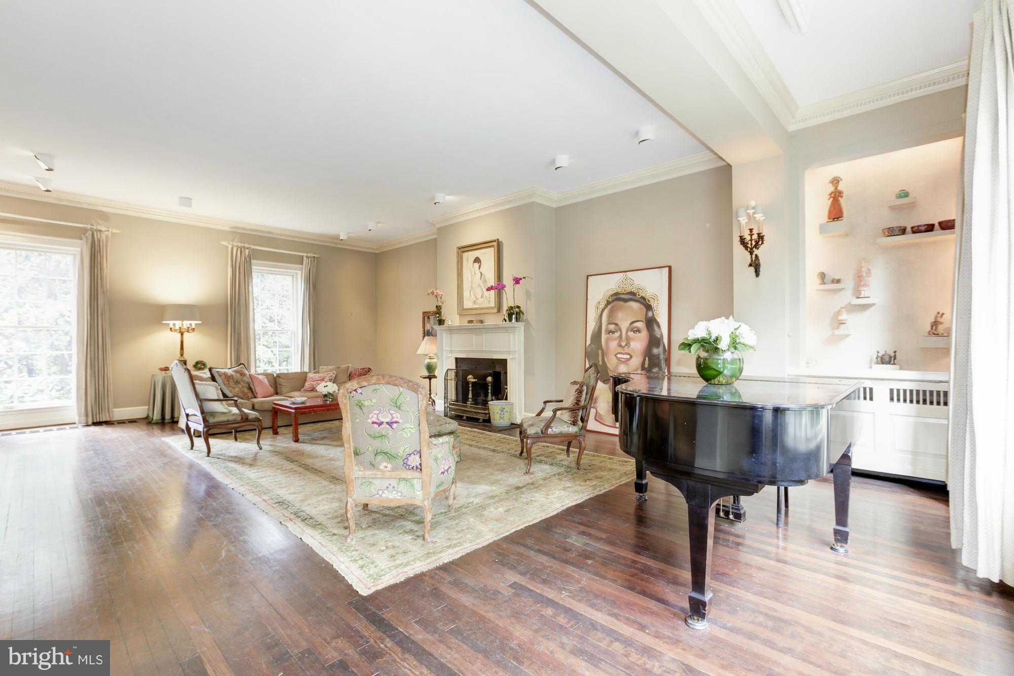 3017 N Street Northwest Washington, DC 20007 - Photo 5 of 11 Interior (General)