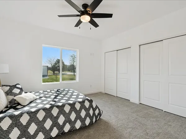 $325,000 | 1416 Duncan Drive, Muscatine, IA 52761