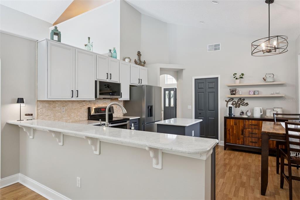 2563 Walnut Heights Road Apopka, FL 32703 - Photo 12 of 46