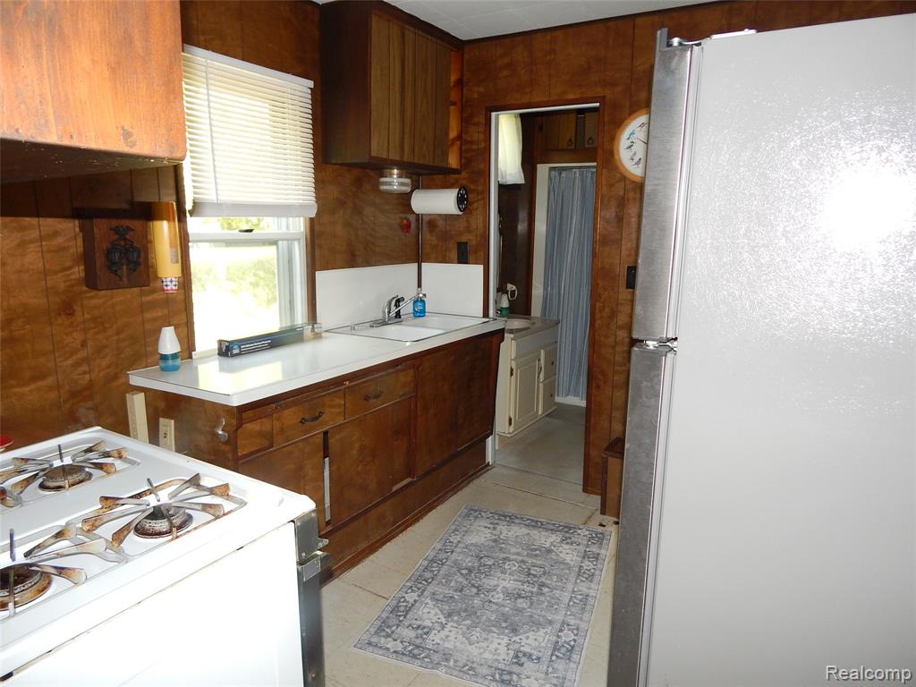 7428 Grove Road Lexington, MI 48450 - Photo 20 of 39