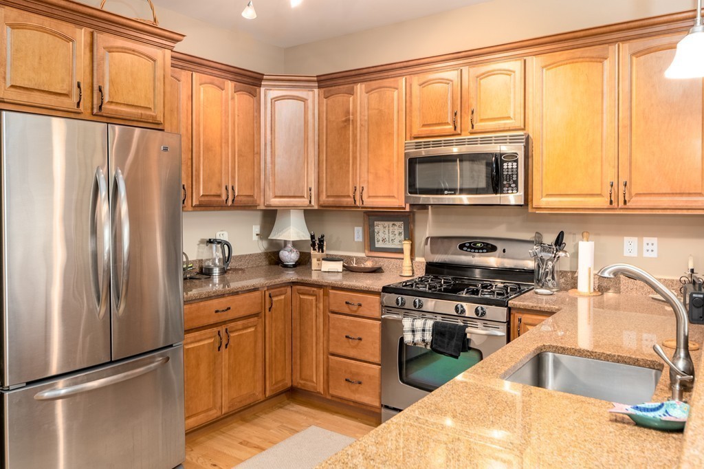 233 Beach Road, Unit 6 Salisbury, MA 01952 - Photo 6 of 30 Gallery Image 6