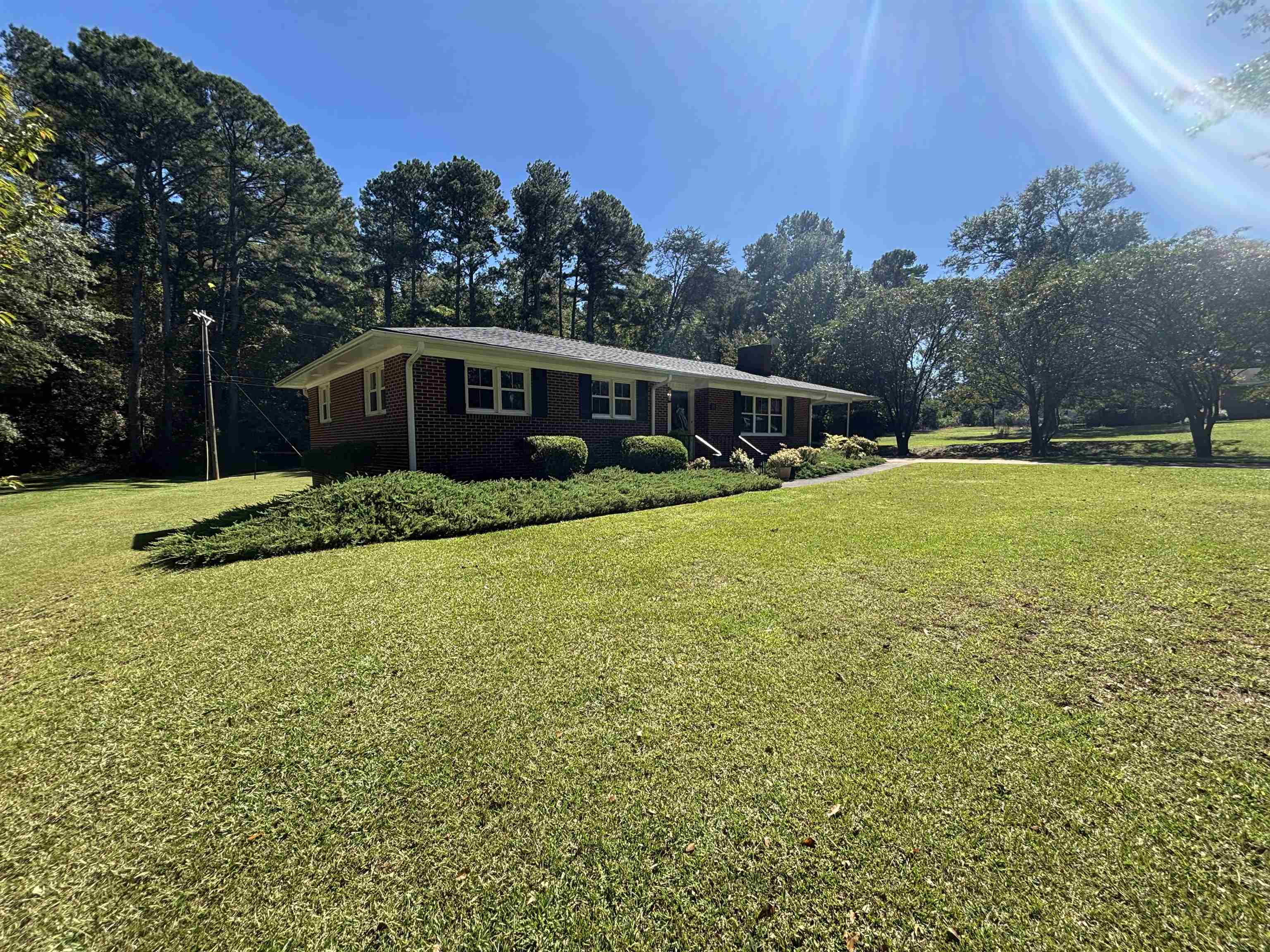 19 Wofford Street Inman, SC 29349 - Photo 3 of 24