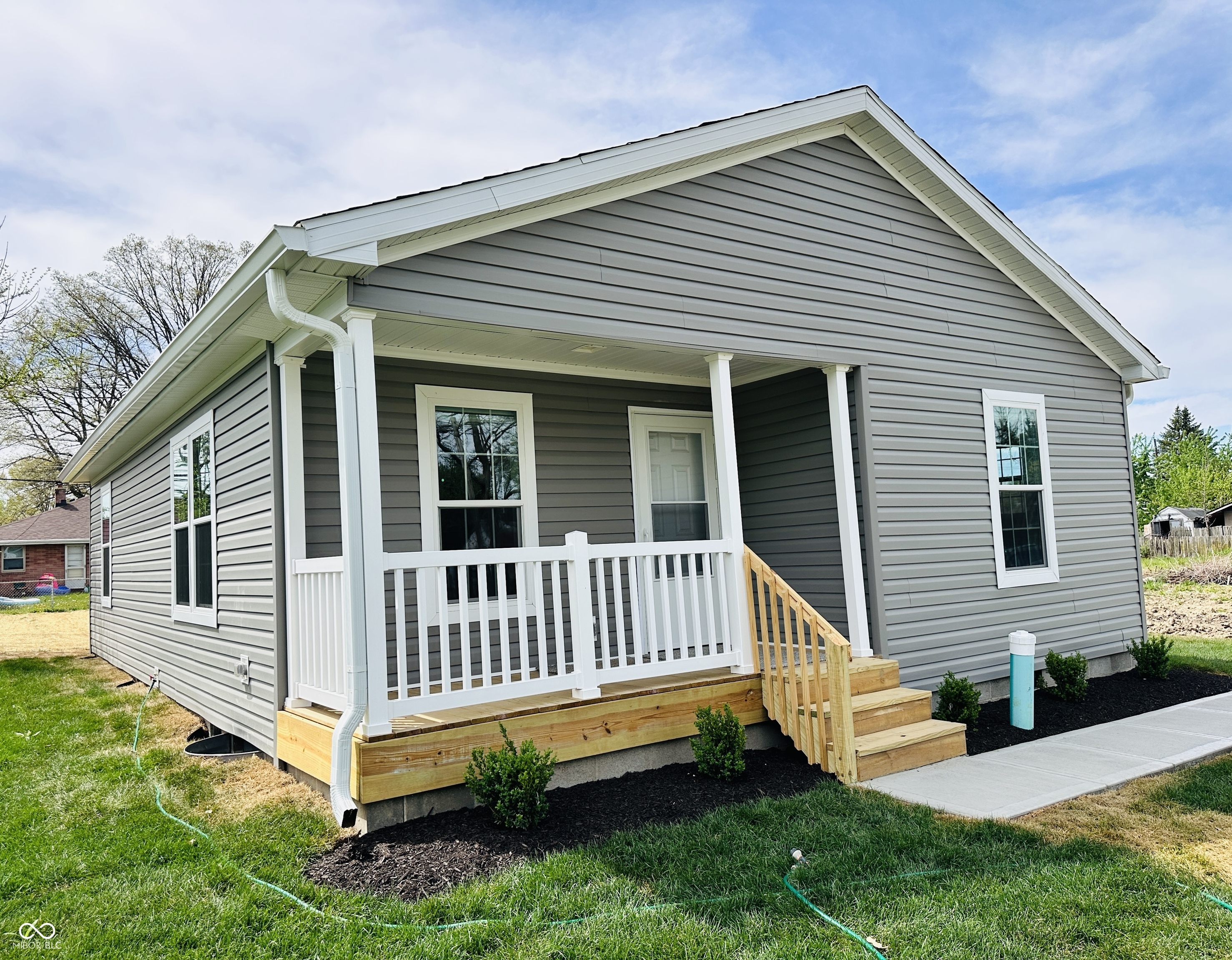 2219 Fowler Street Anderson, IN 46012 - Photo 2 of 23