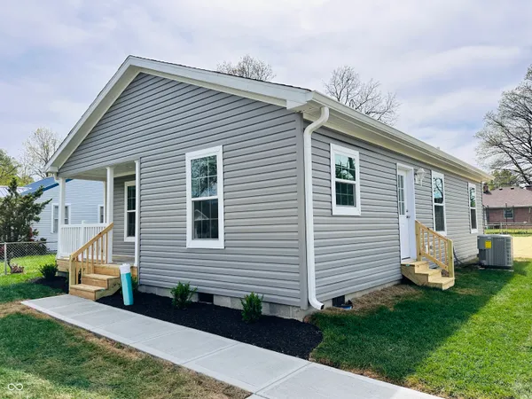$209,900 | 2219 Fowler Street, Anderson, IN 46012