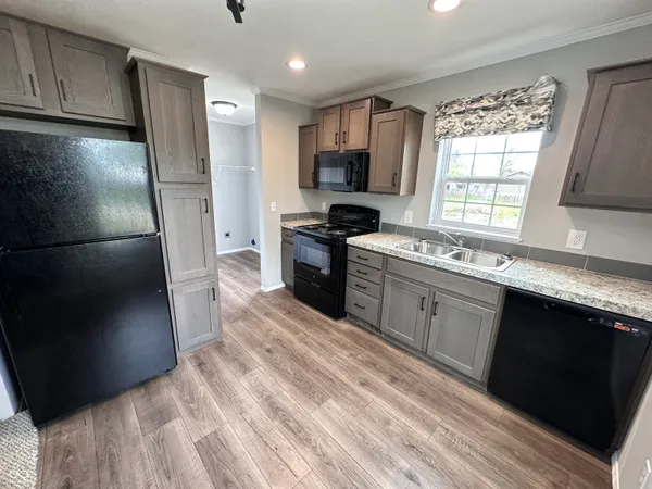 $209,900 | 2219 Fowler Street, Anderson, IN 46012