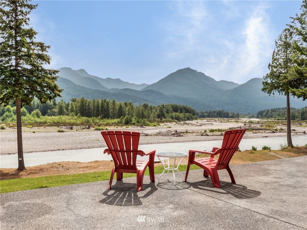 406-72 Craig Road Packwood, WA 98361 - Photo 3 of 40 Gallery Image 3