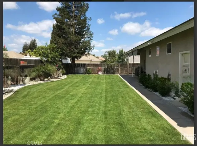 $565,000 | 1933 Kellie Marie Street, Bakersfield, CA 93314