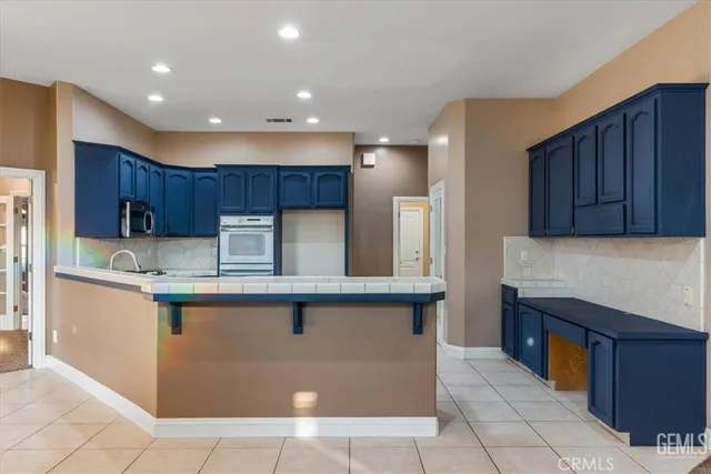 $565,000 | 1933 Kellie Marie Street, Bakersfield, CA 93314