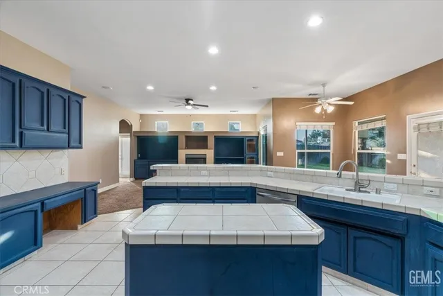 $565,000 | 1933 Kellie Marie Street, Bakersfield, CA 93314