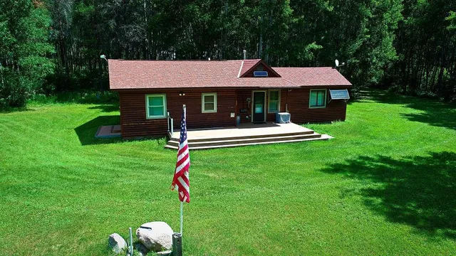 $869,000 | 2965 Bankton Road Southwest, Baudette, MN 56623