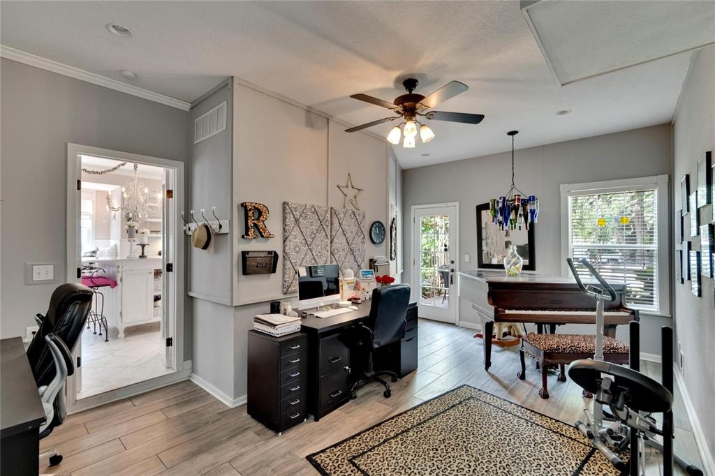1617 Sydney Road Valrico, FL 33594 - Photo 35 of 90 Gallery Image 35