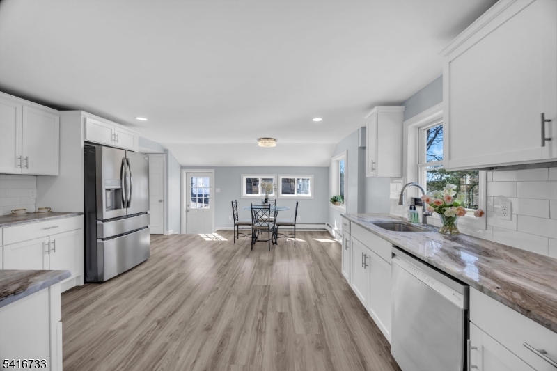 36 Lower Skillman Street Hampton, NJ 08827 - Photo 10 of 42