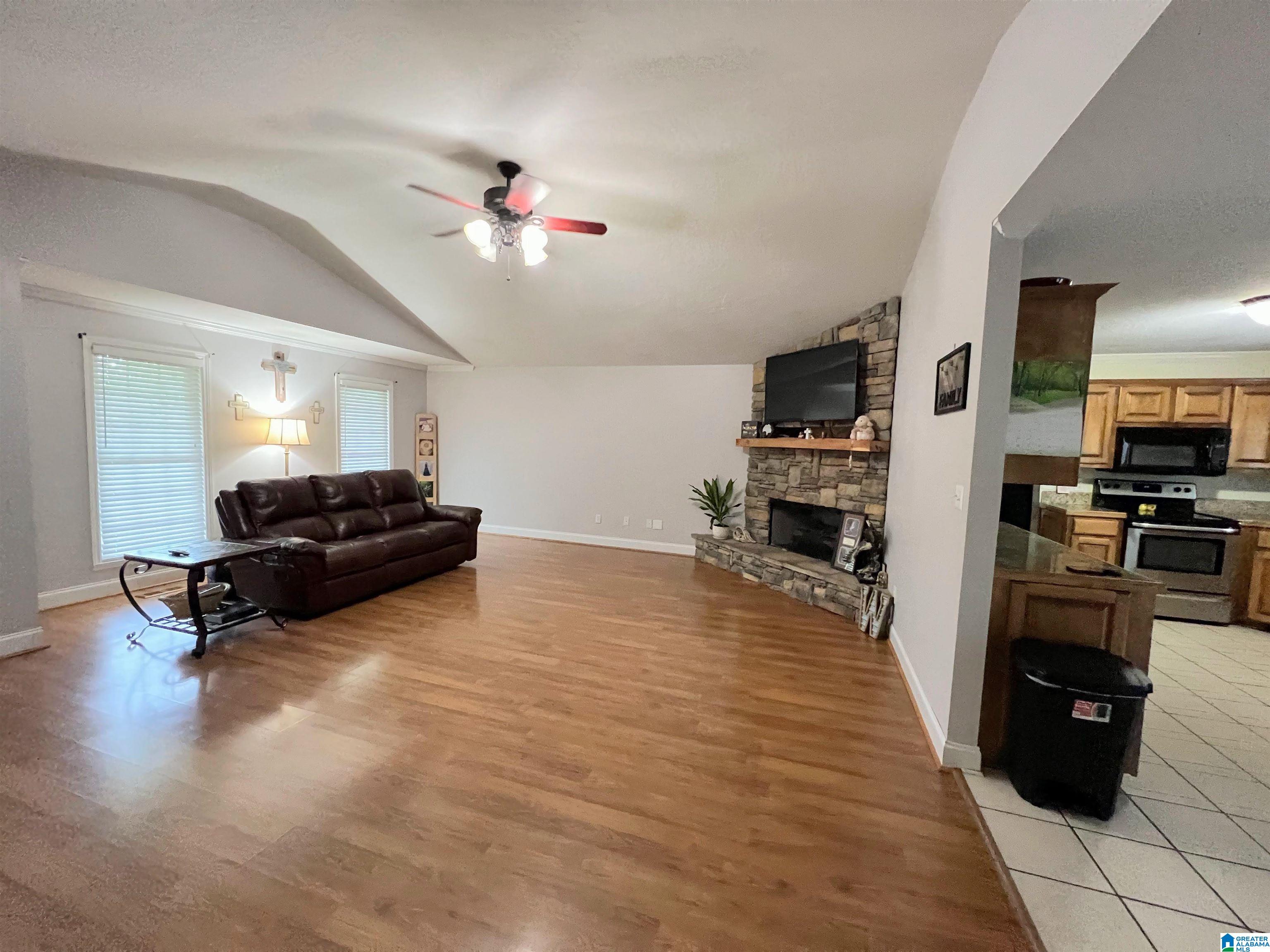 9587 Boiling Springs Road Ohatchee, AL 36271 - Photo 6 of 32 Gallery Image 6