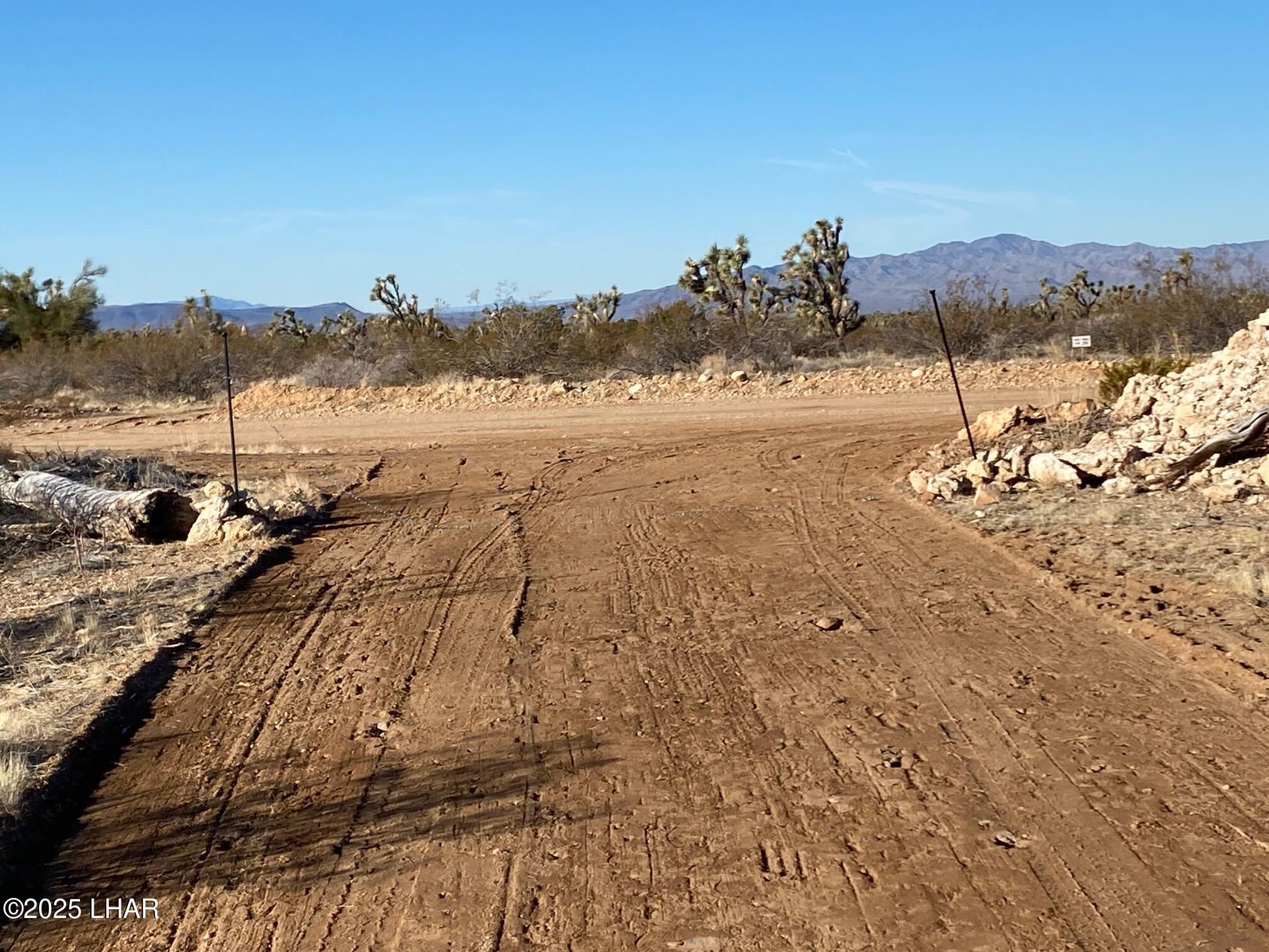 2082 South Roadrunner Road Yucca, AZ 86438 - Photo 10 of 14 IMG_3353