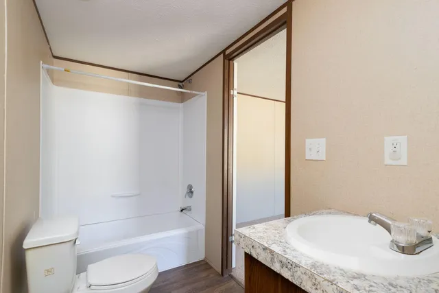 $569,750 | 6765 Lee, Radford, VA 24141