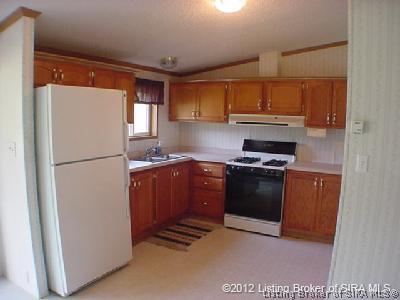 3873 Edwardsville Galena Road Georgetown, IN 47122 - Photo 4 of 9 Gallery Image 4