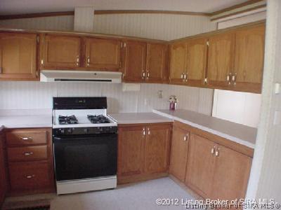 3873 Edwardsville Galena Road Georgetown, IN 47122 - Photo 5 of 9 Gallery Image 5