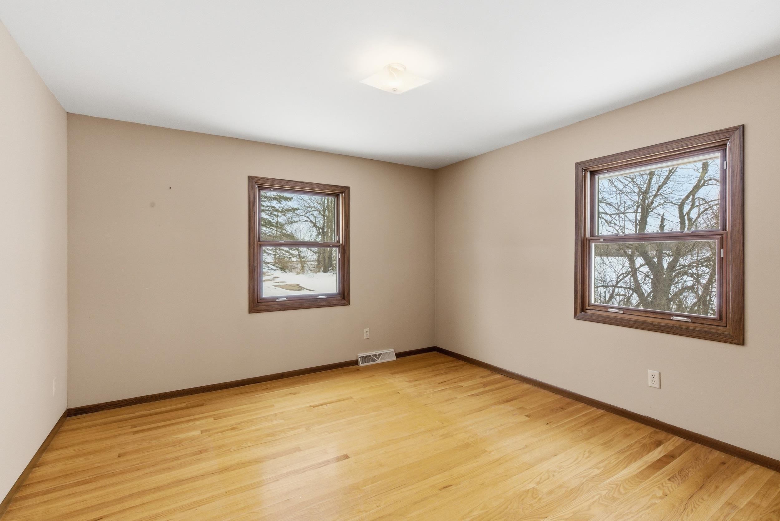 3642 County Rd I Saukville, WI 53080 - Photo 19 of 39