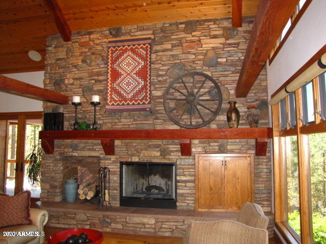 2075 East Ridge Drive Pinetop, AZ 85935 - Photo 12 of 84 20150519034630159748000000-o