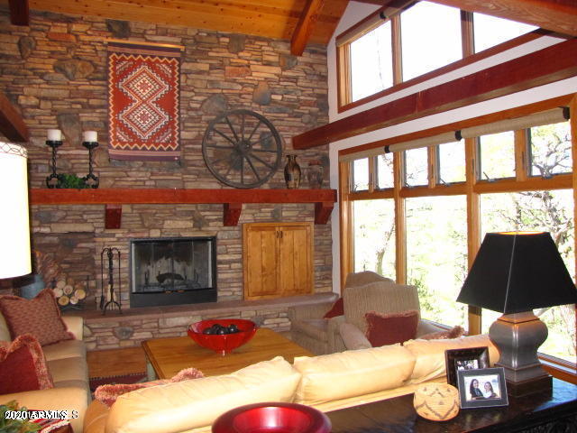 2075 East Ridge Drive Pinetop, AZ 85935 - Photo 4 of 84 20170227202950934359000000-o