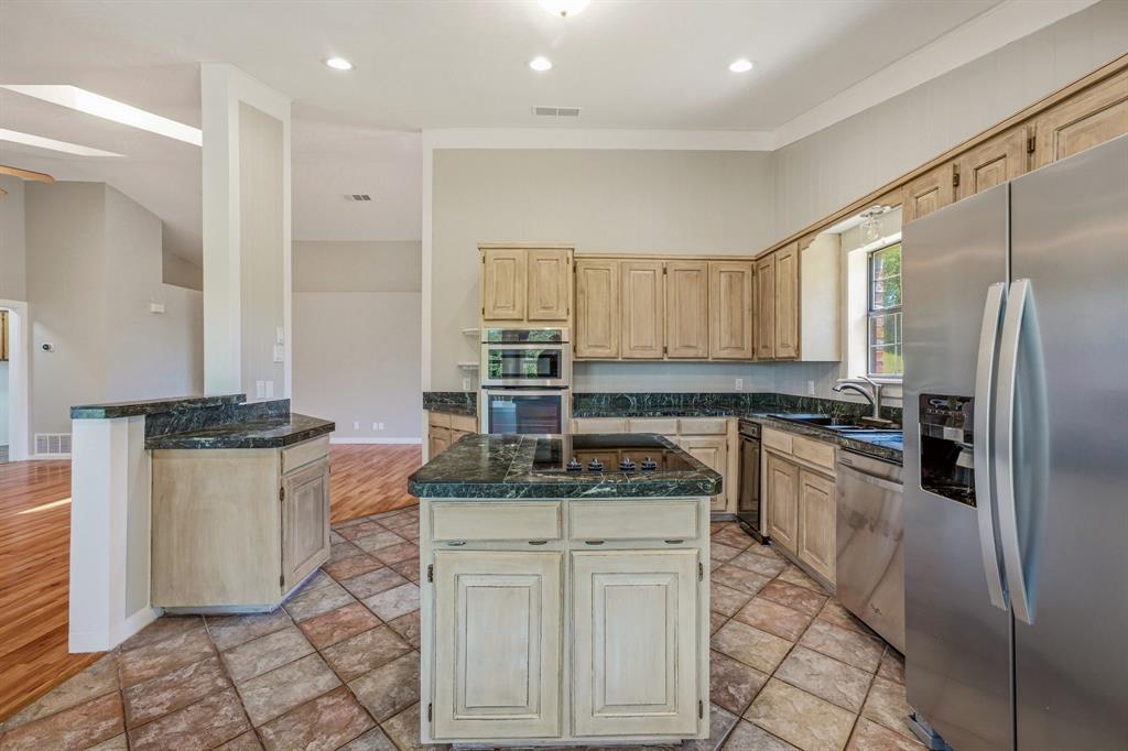 5500 Friendship Road Tolar, TX 76476 - Photo 12 of 40