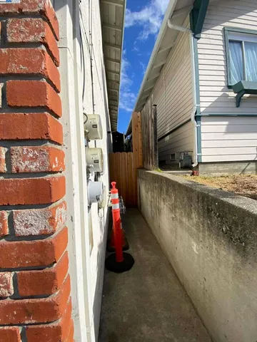 $789,000 | 3120-3120 School Street, Oakland, CA 94602