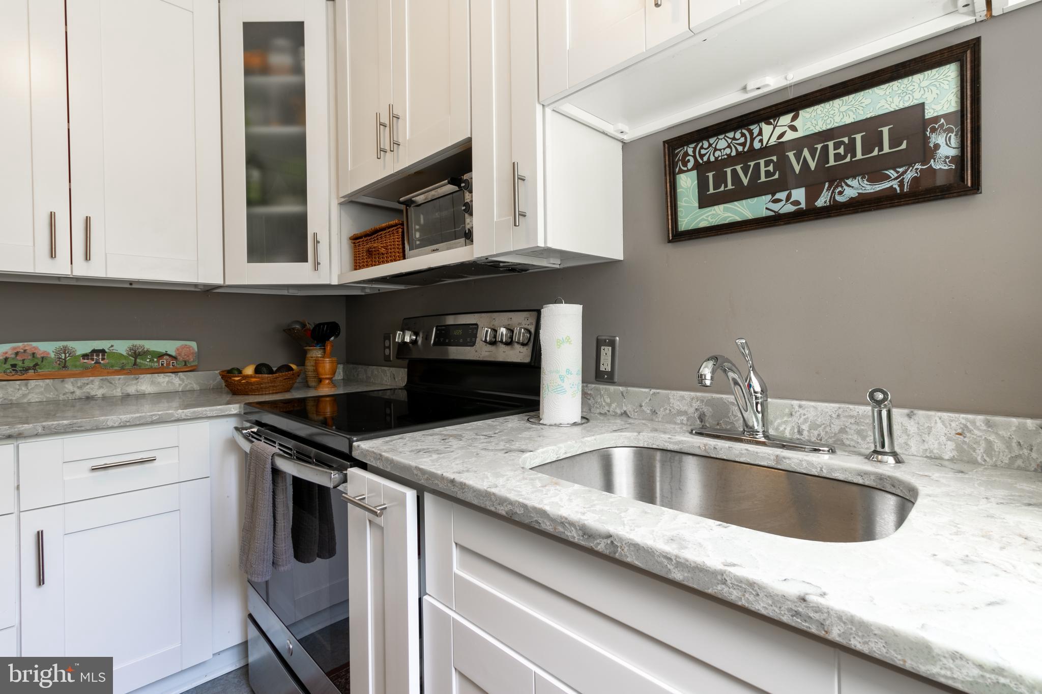 9 Ridge Road, Unit E Greenbelt, MD 20770 - Photo 12 of 25 Gallery Image 12