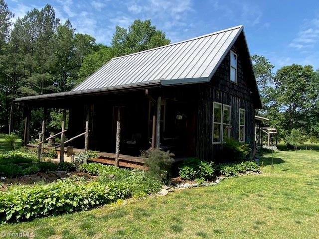 490 Bringle Ferry Road Denton, NC 27239 - Photo 3 of 37