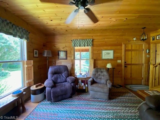 490 Bringle Ferry Road Denton, NC 27239 - Photo 8 of 37