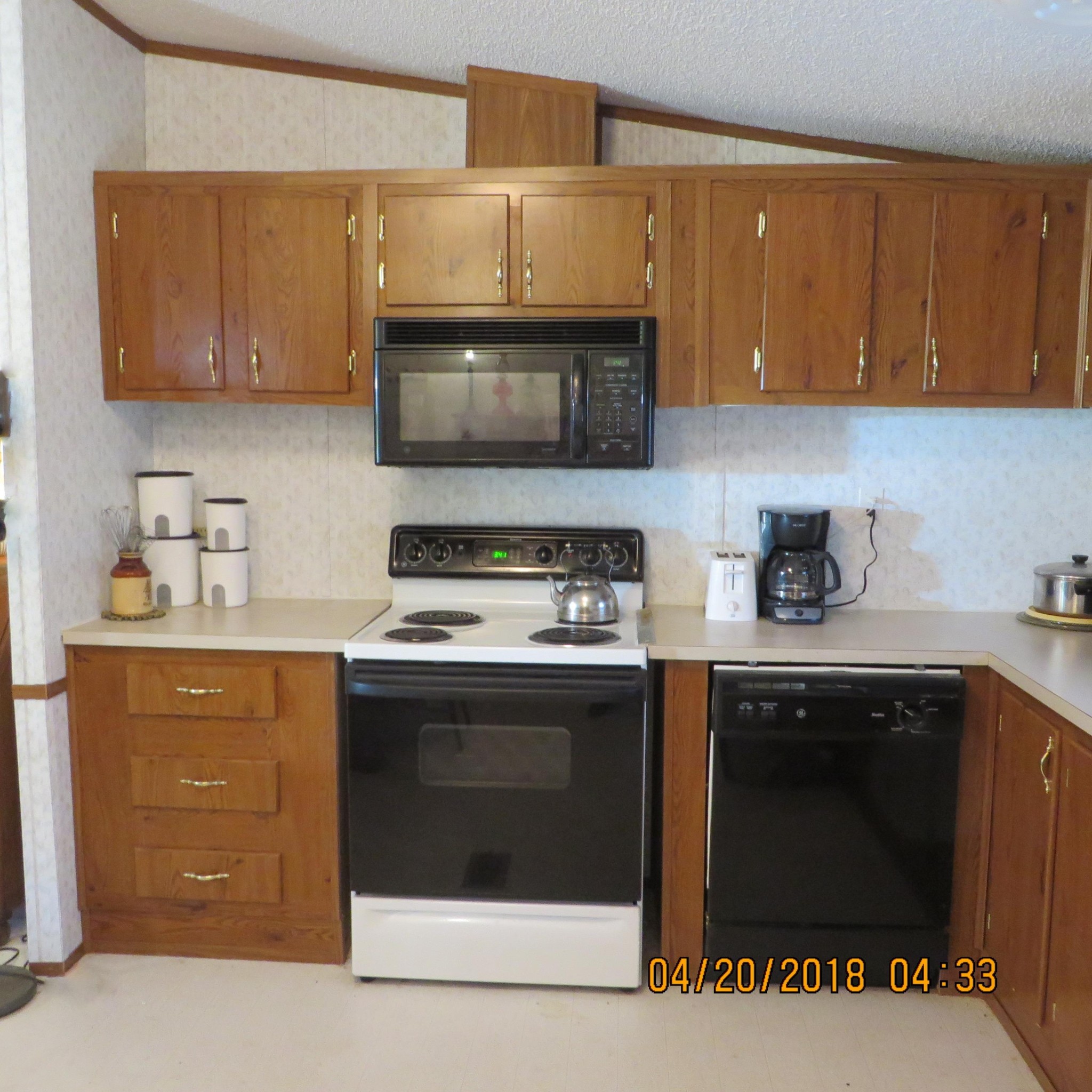1106 Hotwater Road Soddy-Daisy, TN 37379 - Photo 7 of 33 Gallery Image 7