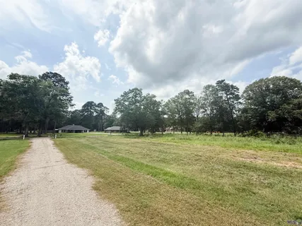 $56,000 | 29378 South Anne Drive, Walker, LA 70785