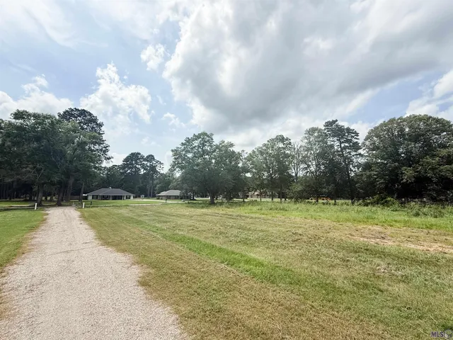 $55,000 | 29378 South Anne Drive, Walker, LA 70785