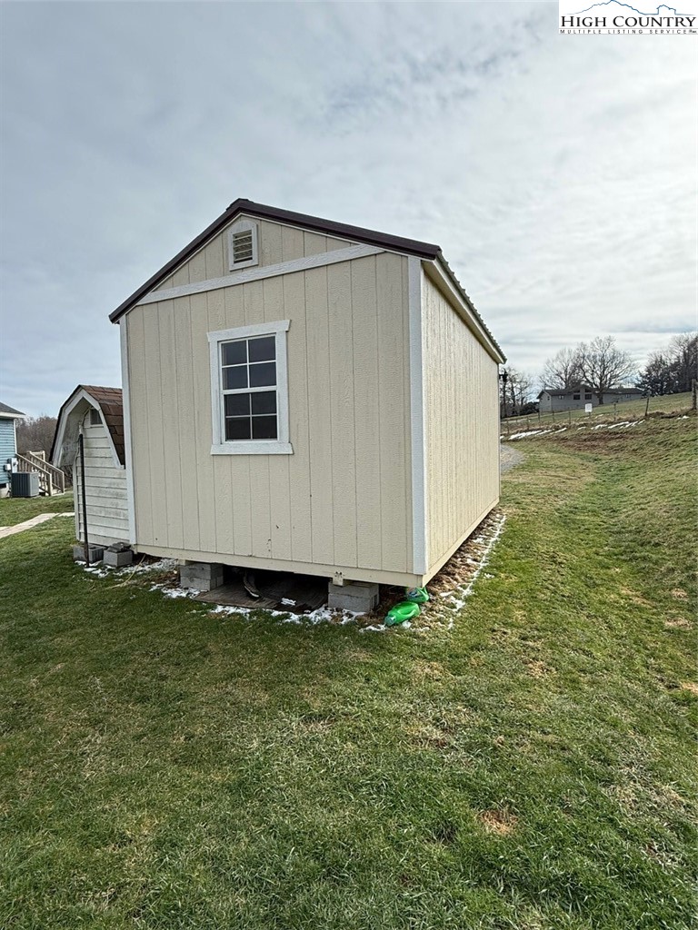 298 Jones Miller Drive Boone, NC 28607 - Photo 28 of 31